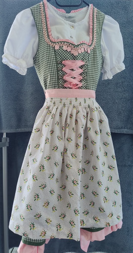 Dirndl mit bluse - mit,
